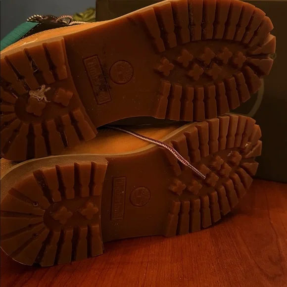 Timberland Waterproof Boots - Picture 3 of 6